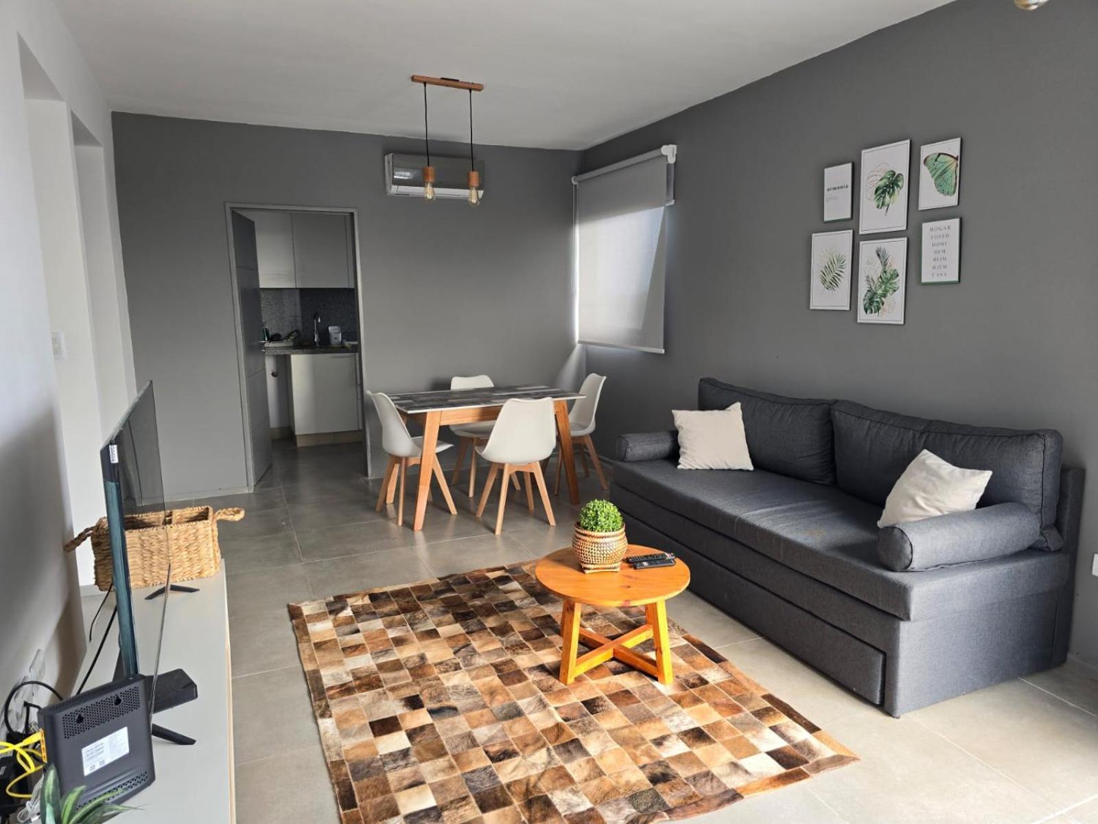 Escobar Rent & Cochera Cubierta Apartment Belen de Escobar